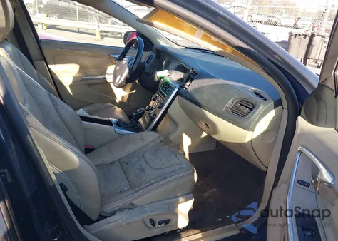 2013 Volvo S60 T5/T5 Platinum/T5 Premier/T5 Premier Plus from USA, damaged, VIN YV1612FS5D2190569